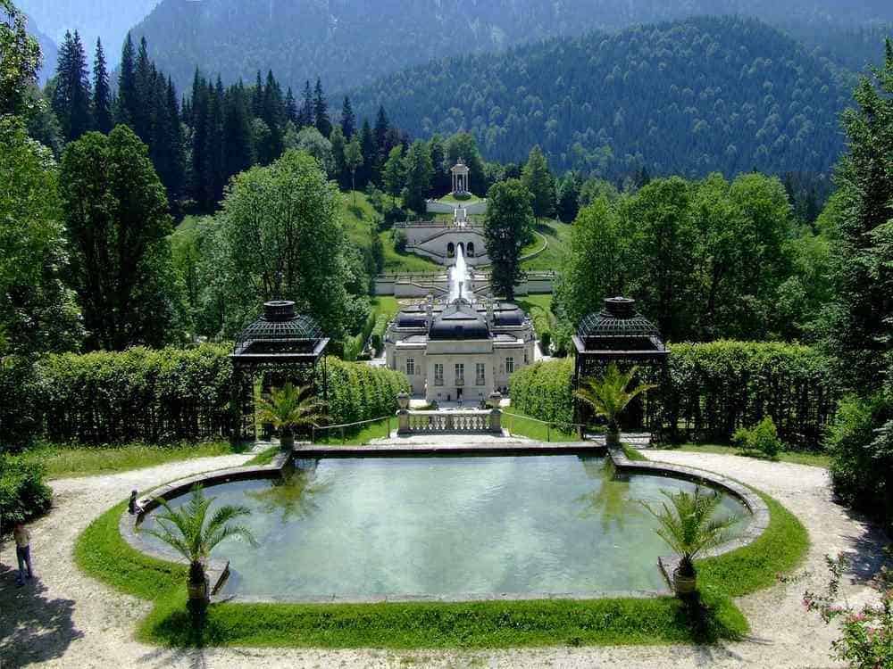 The view of the Linderhof Palace grounds Germany